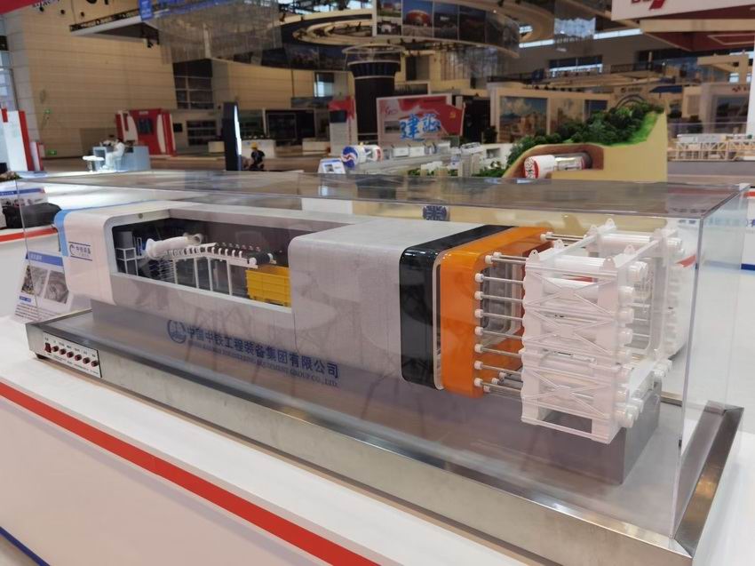 工業(yè)，機(jī)械，設(shè)備